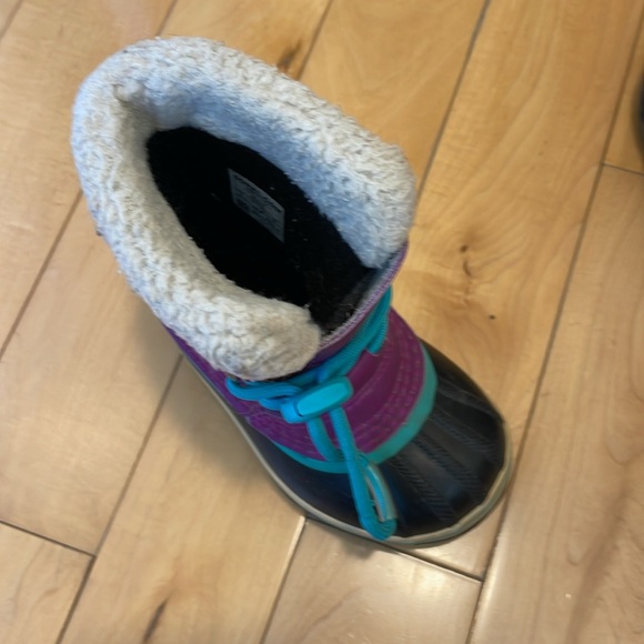 Yoot Pac™ Nylon Sorel boots- toddler size 8 - Picture 3 of 3